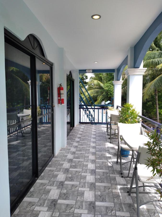 Azulea Lodging House Oslob Exteriör bild